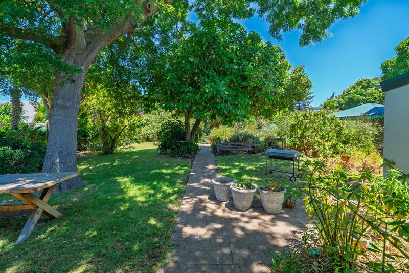 4 Bedroom Property for Sale in Plumstead Western Cape